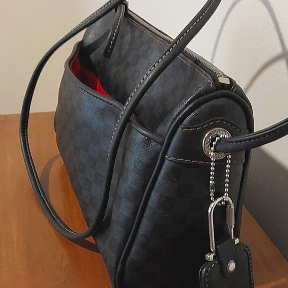 Vintage Liz Claiborne Black Monogram Small Crossbody Bag - Picture 12 of 14